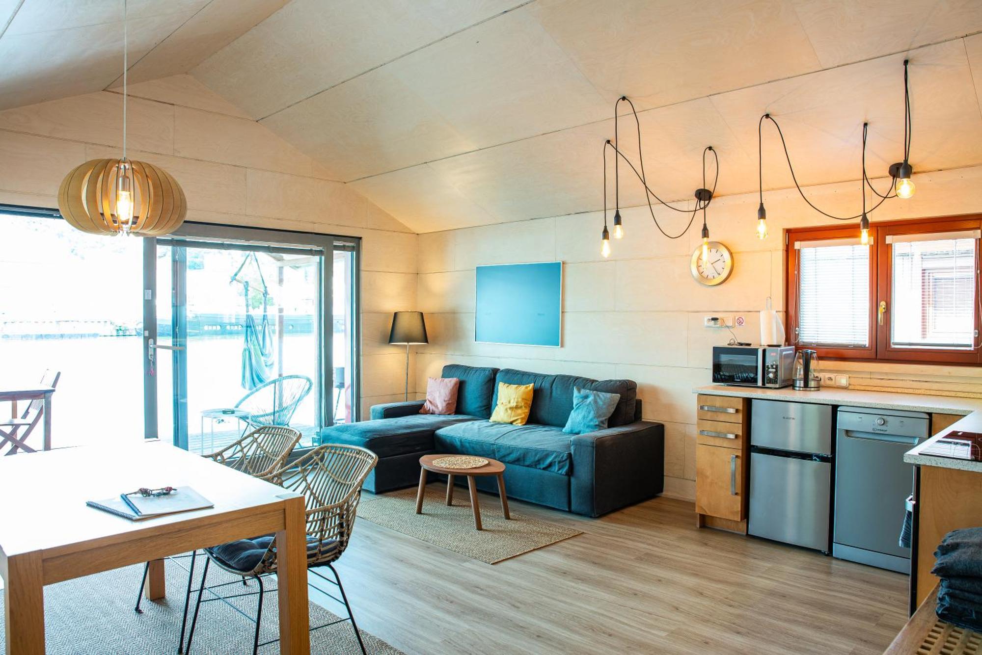Hotel Houseboat Benjamin - Houseboats Benjamin & Franklin Praga Esterno foto